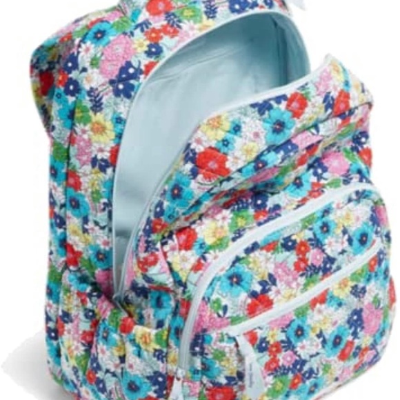 Brand New Vera Bradley Essential Large Backpack in Far Out Floral design - Picture 5 of 7